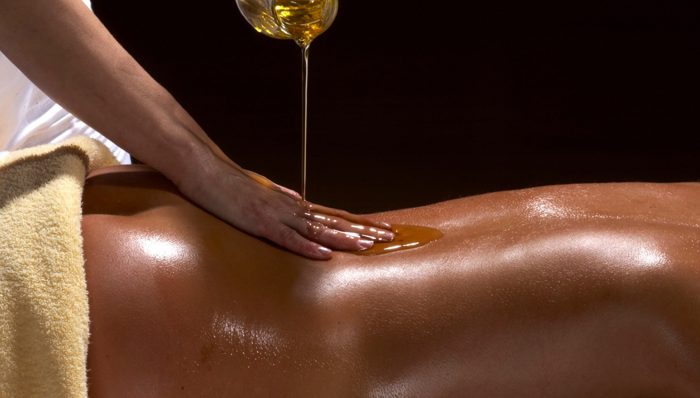 Massage panty oil